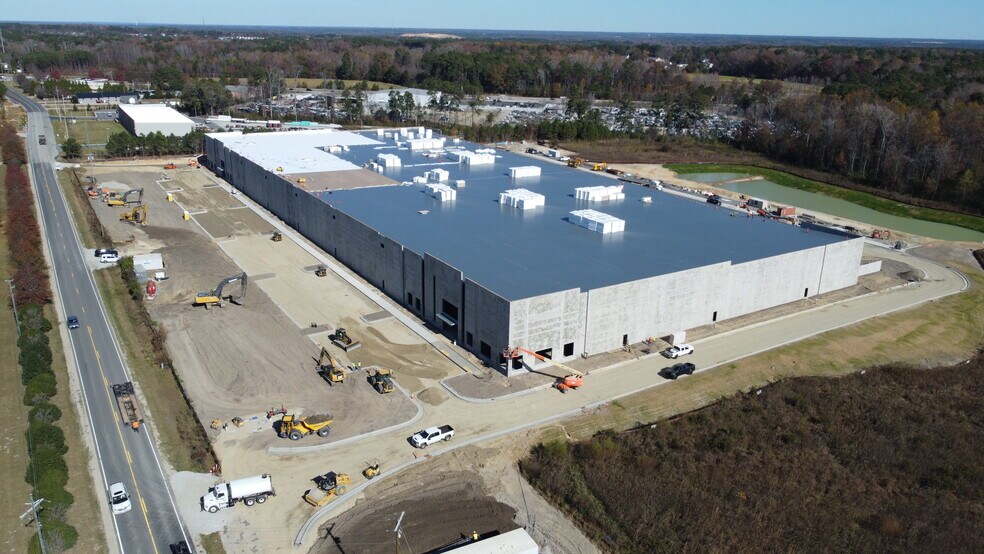 2301-2337 U.S. Hwy 70, Garner, NC à louer - Photo de l’immeuble – Image 1 sur 8