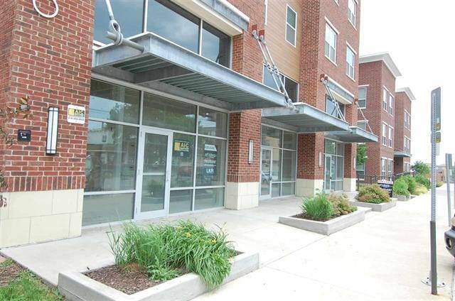 620 S Dubuque St, Iowa City, IA à louer Photo de l’immeuble– Image 1 sur 9