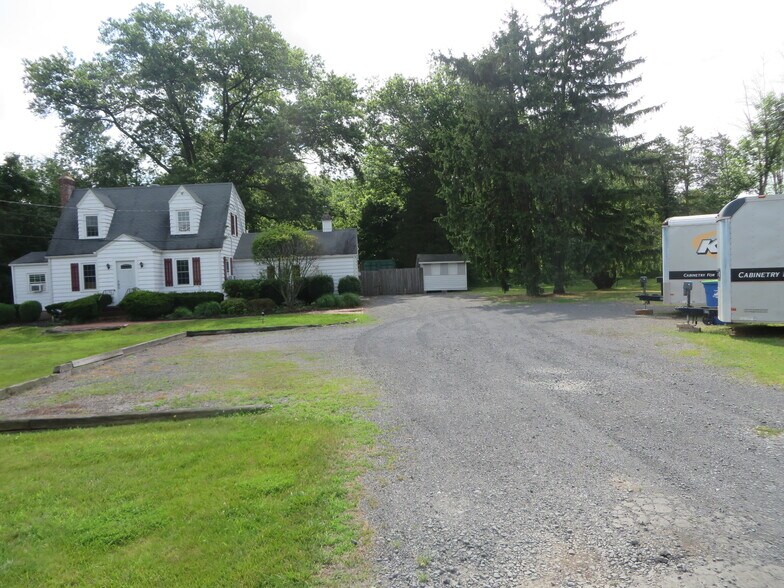 739 US Highway 206, Hillsborough, NJ à vendre - Photo de l’immeuble – Image 3 sur 4