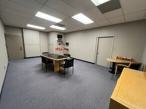 1250 Sutterville Rd, Sacramento, CA à louer Photo intérieure– Image 2 sur 2