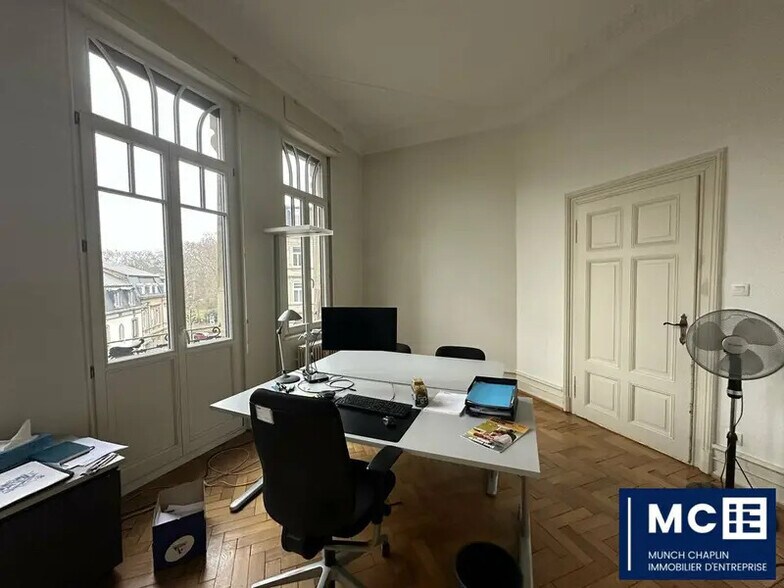 Bureau dans Strasbourg à louer - Photo intérieure – Image 1 sur 6