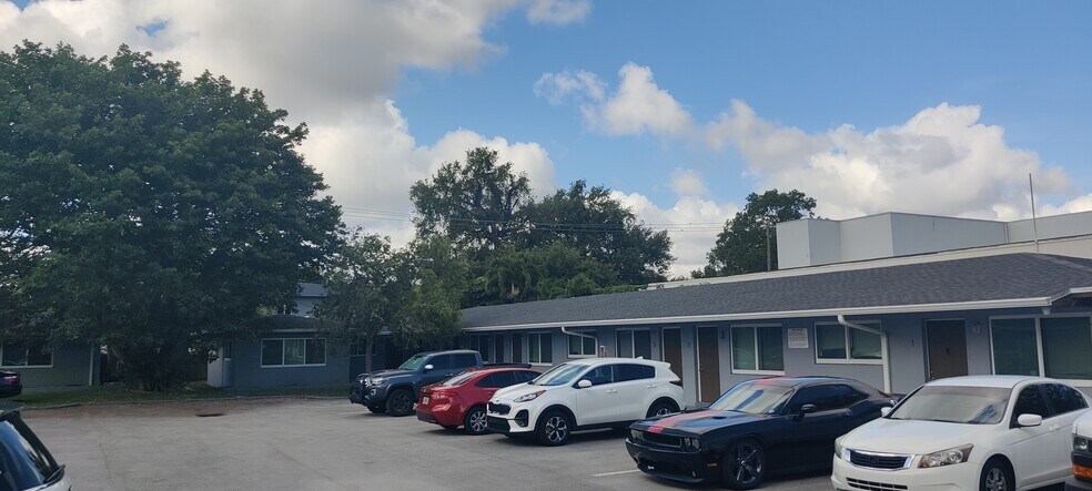 6224 Miramar Pkwy, Miramar, FL à vendre - Photo de l’immeuble – Image 3 sur 12