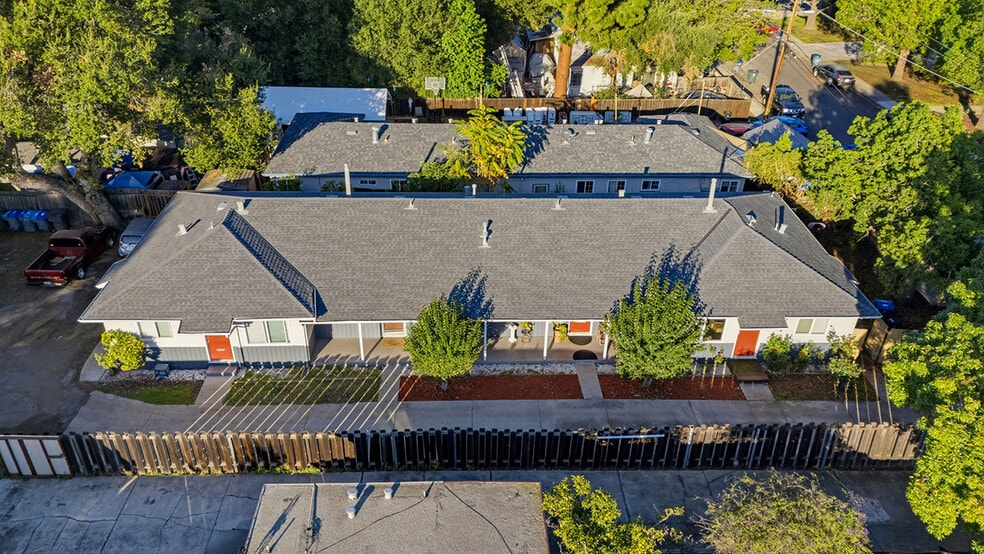 236 Higdon Ave, Mountain View, CA à vendre - Photo principale – Image 1 sur 36