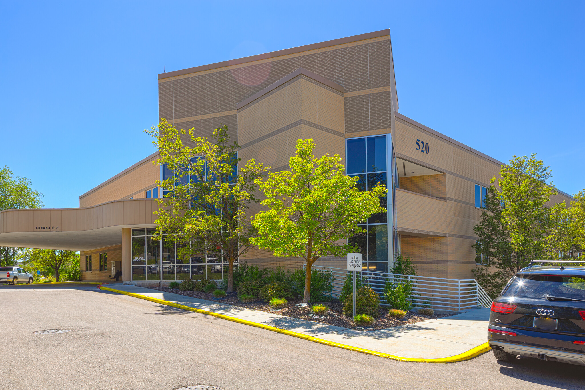 520 Medical Dr, Bountiful, UT à louer Photo de l’immeuble– Image 1 sur 9