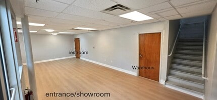 6450 Kingspointe Pky, Orlando, FL à louer Photo intérieure– Image 2 sur 6