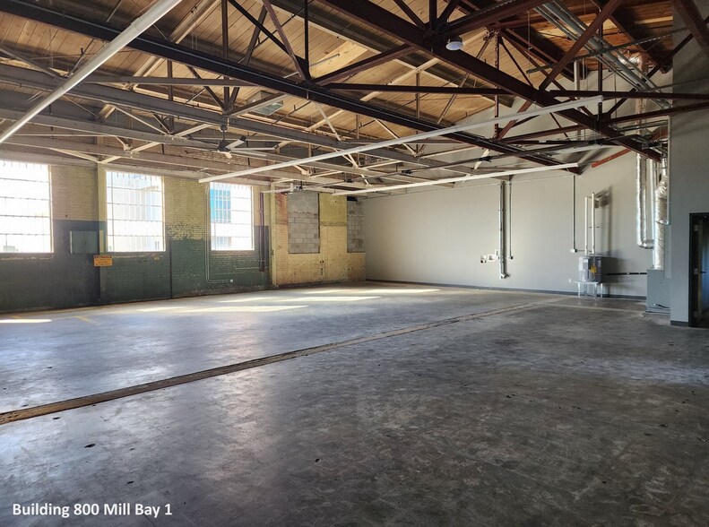 Blue Star Studios portefeuille de 6 biens à vendre sur LoopNet.fr - Photo intérieure – Image 3 sur 14