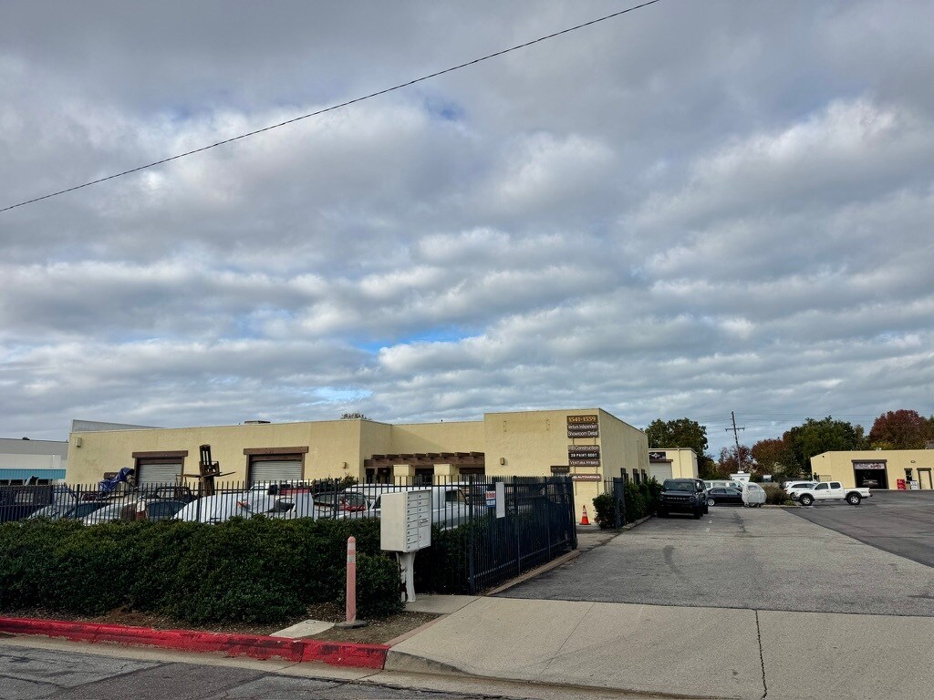 1541-1559 Palma Dr, Ventura, CA à louer Photo de l’immeuble– Image 1 sur 10