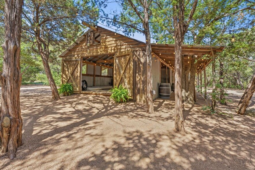 1770 N Elder Hill Rd, Driftwood, TX à vendre - Photo de l’immeuble – Image 3 sur 40