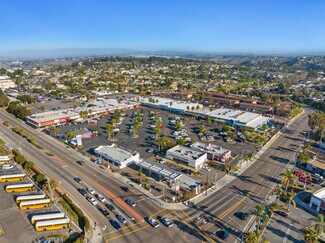 Plus de détails pour 2017-2041 Mission Ave, Oceanside, CA - Local commercial à louer