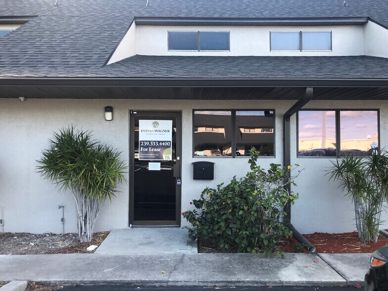 5235 Ramsey Way, Fort Myers, FL à louer - Photo intérieure – Image 3 sur 6