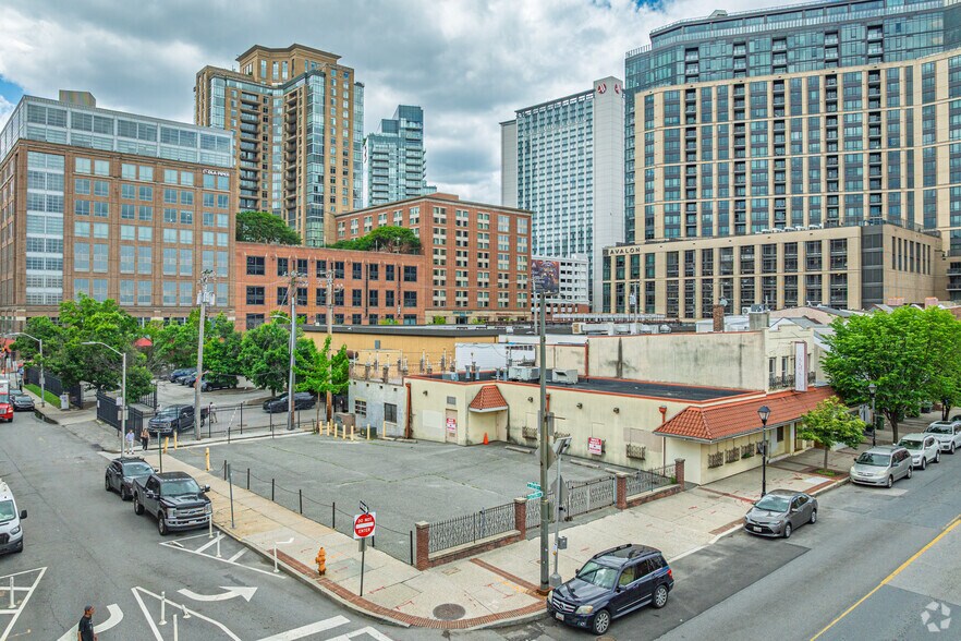 923-937 Eastern Ave, Baltimore, MD à vendre - Photo de l’immeuble – Image 2 sur 14