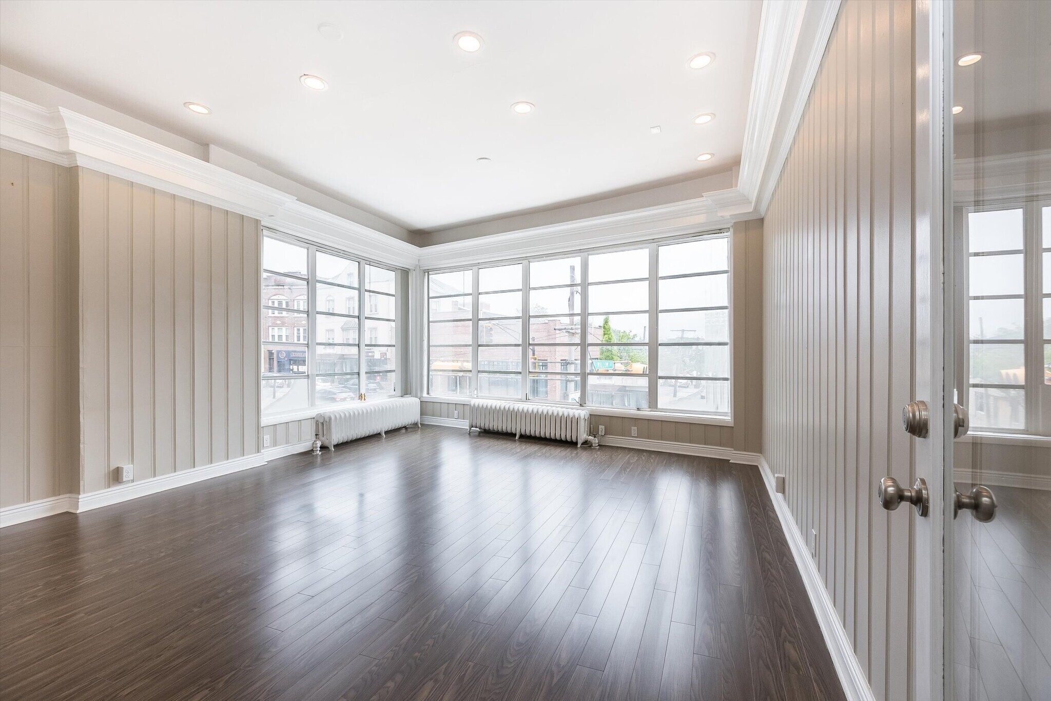 5 S Willow St, Montclair, NJ à louer Photo de l’immeuble– Image 1 sur 9