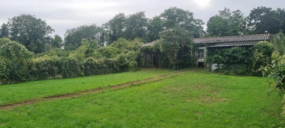 Terrain dans Poitiers à vendre - Photo de l’immeuble – Image 2 sur 4