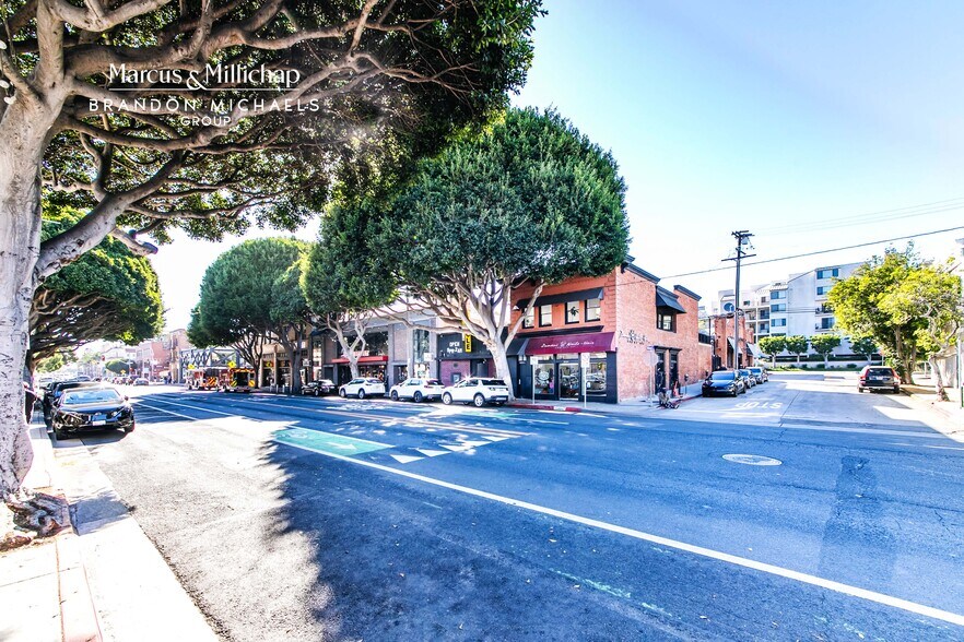 2926 Main St, Santa Monica, CA à vendre - Photo de l’immeuble – Image 3 sur 13