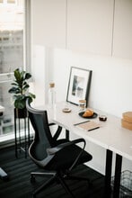 22 E 5th Ave, Vancouver, BC à louer Photo intérieure– Image 2 sur 3