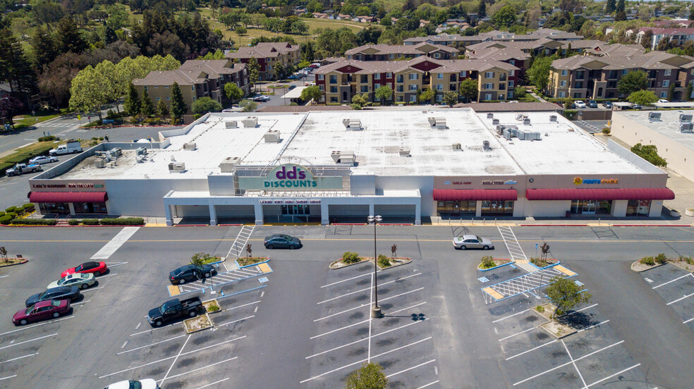 475 Redwood St, Vallejo, CA à louer - Photo de l’immeuble – Image 2 sur 12