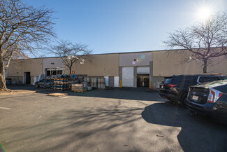 Plus de détails pour 310 Roosevelt Ave, Spring Valley, NY - Industriel/Logistique à louer