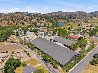 Plus de détails pour 28400 Stallion Springs Dr, Tehachapi, CA - Local commercial à louer