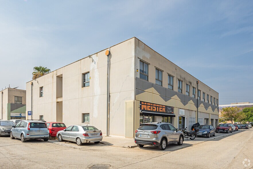 Calle Iván Pavlov, Málaga, Málaga à vendre - Photo de l’immeuble – Image 2 sur 3