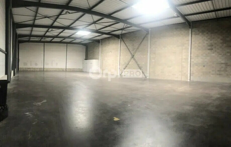 Local d’activités dans Beaune à louer - Photo intérieure – Image 1 sur 3