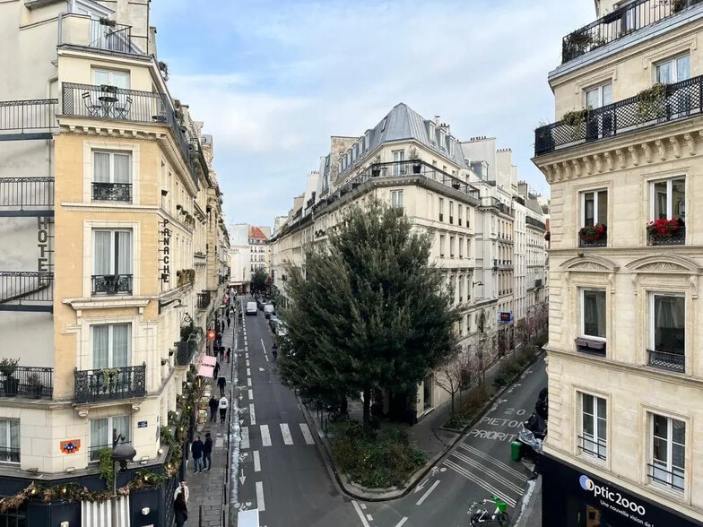 21 Rue Du Faubourg Montmartre, Paris à louer - Photo de l’immeuble – Image 3 sur 16