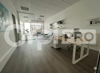 Plus de détails pour Local commercial à louer