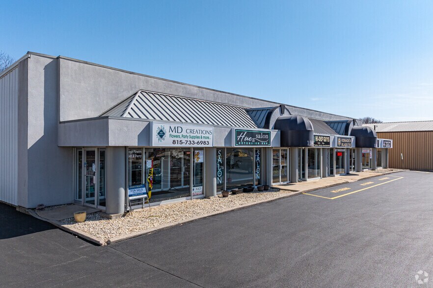 1948 Essington Rd, Joliet, IL à vendre - Photo principale – Image 1 sur 1