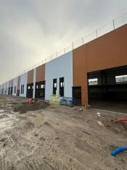 Industriel/Logistique dans Stains à louer - Photo de la construction – Image 1 sur 1