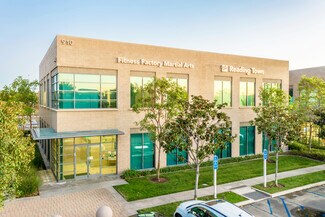 Plus de détails pour 910 Roosevelt Ave, Irvine, CA - Bureau à louer