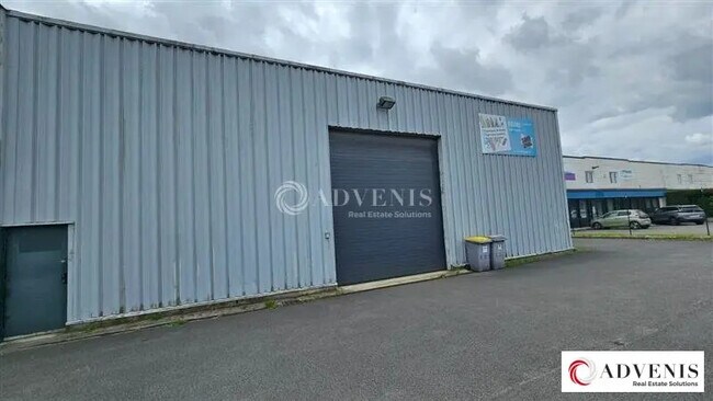 Plus de détails pour Industriel/Logistique à louer