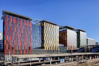 Plus de détails pour 66 Allée De Corse, Nanterre - Bureau à louer