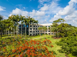 Plus de détails pour 800 Fairway Dr, Deerfield Beach, FL - Bureau à louer