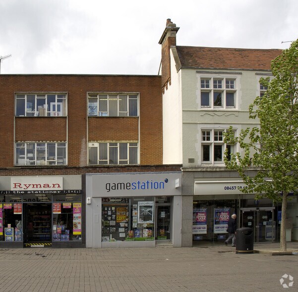 52-54 High St, Staines à vendre - Photo de l’immeuble – Image 3 sur 4