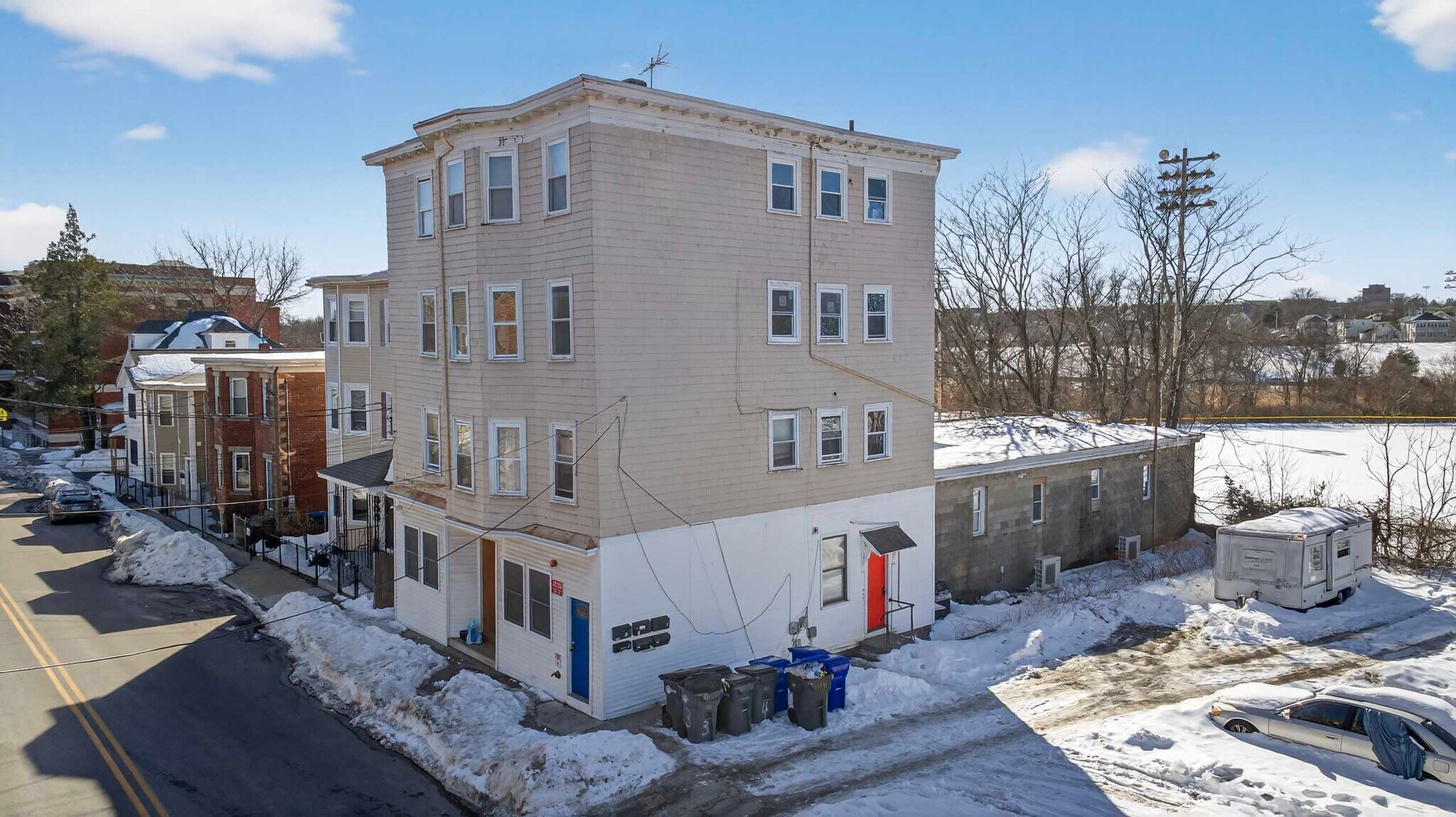 528 Charles St, Providence, RI à vendre Photo principale– Image 1 sur 53