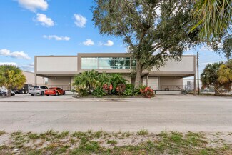 Plus de détails pour 2900 Tuxedo Ave, West Palm Beach, FL - Industriel/Logistique à louer