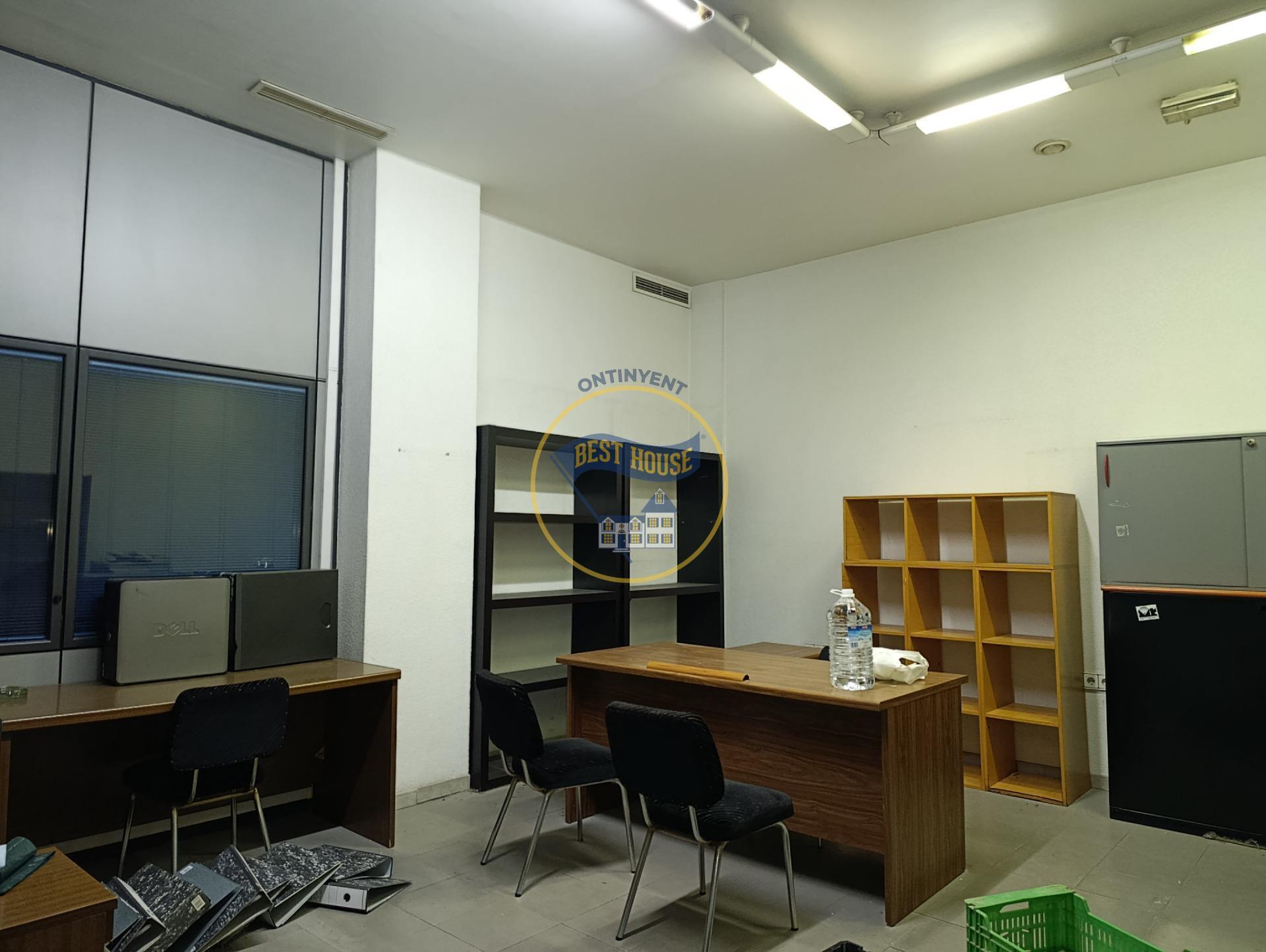 Local commercial dans Ontinyent, Valencia à louer Photo intérieure– Image 1 sur 21
