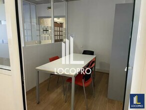 Bureau dans Aubagne à vendre Photo intérieure– Image 2 sur 5