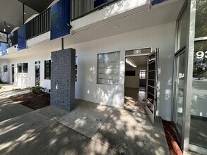 930 Alhambra Blvd, Sacramento, CA à louer Photo intérieure– Image 1 sur 4