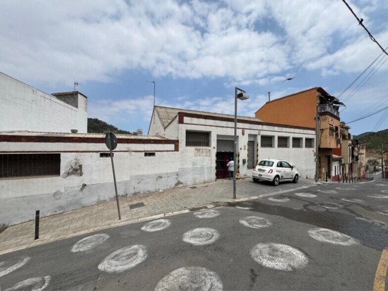 Industriel/Logistique dans Montcada i Reixac, Barcelona à vendre - Photo de l’immeuble – Image 1 sur 33