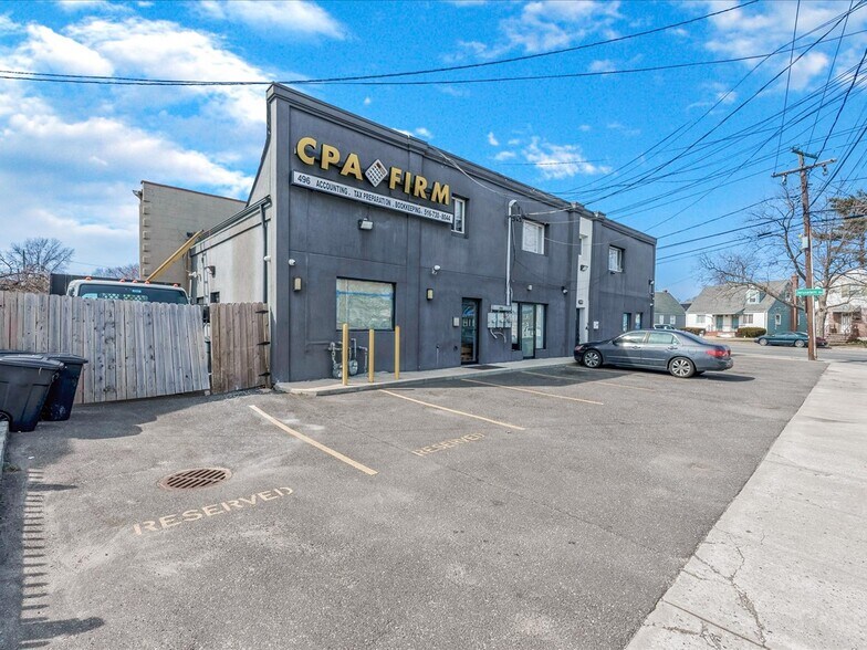 496 Jerusalem Ave, Uniondale, NY à vendre - Photo de l’immeuble – Image 3 sur 13