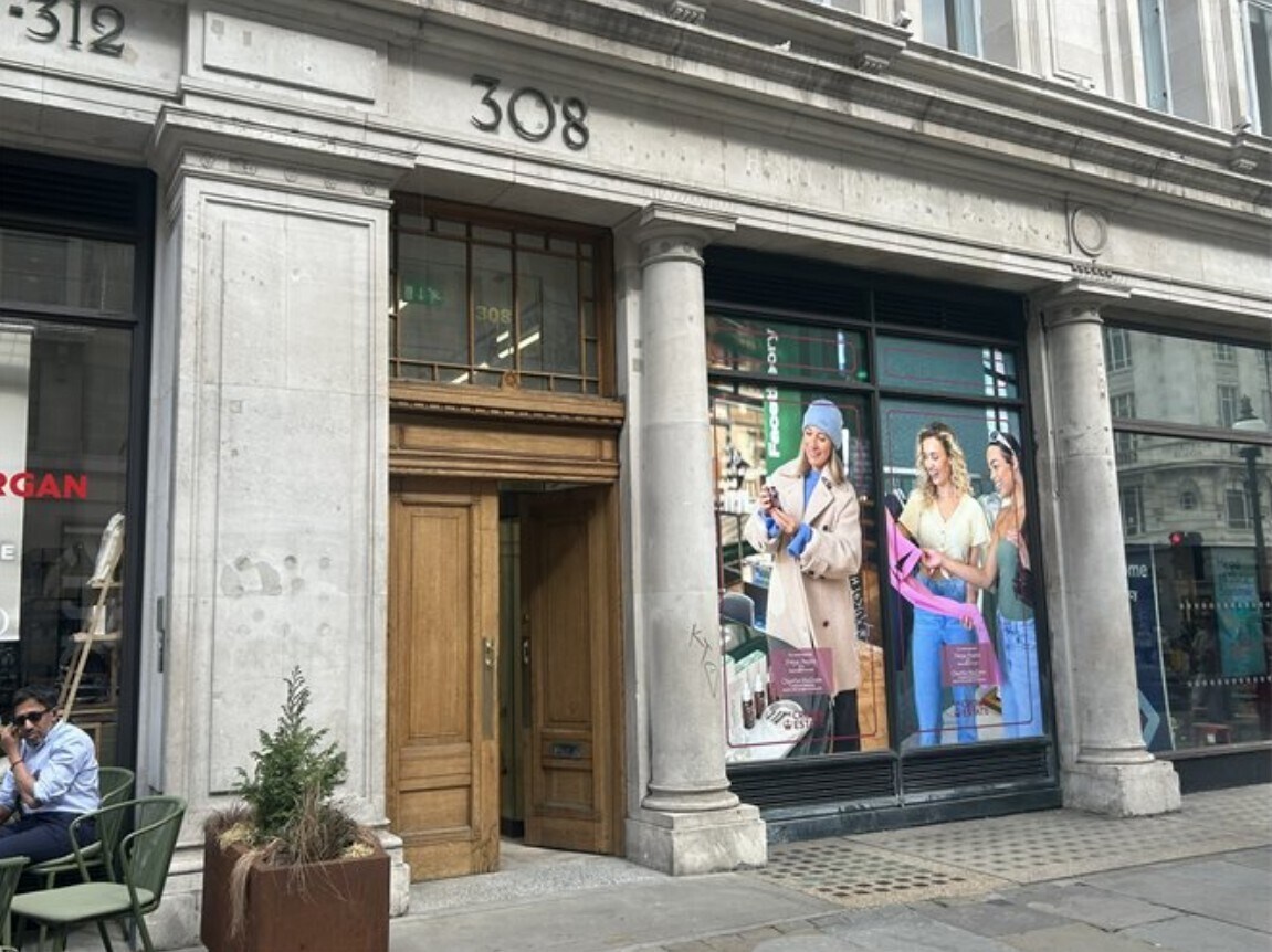 302-308 Regent St, Londres à louer Photo de l’immeuble– Image 1 sur 2