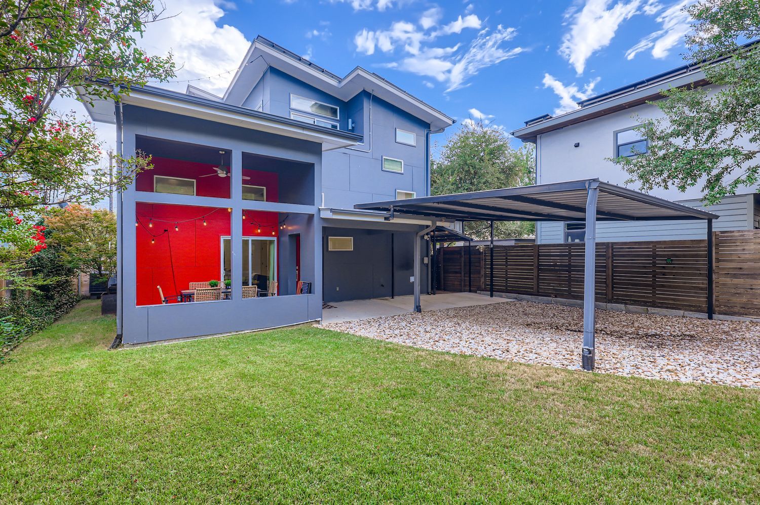 2426 Webberville Rd, Austin, TX à louer Photo de l’immeuble– Image 1 sur 4