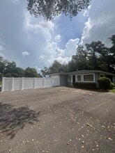 105 Victoria St, Brandon, FL à vendre Photo intérieure– Image 2 sur 16