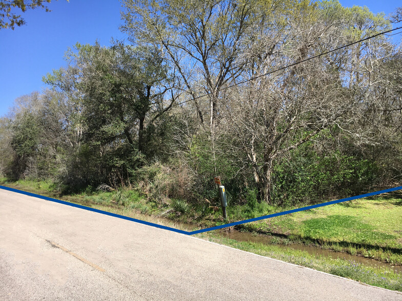 County Road 506, Brazoria, TX à vendre - Photo de l’immeuble – Image 2 sur 2