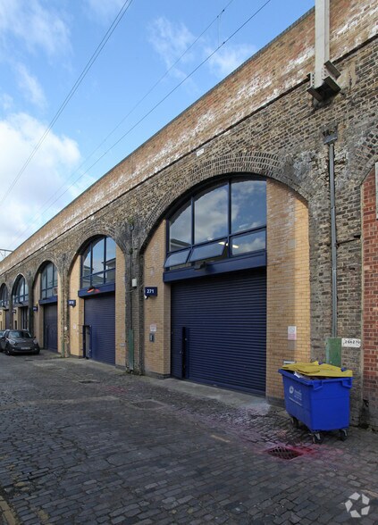 Poyser St, Londres à louer - Photo de l’immeuble – Image 3 sur 81