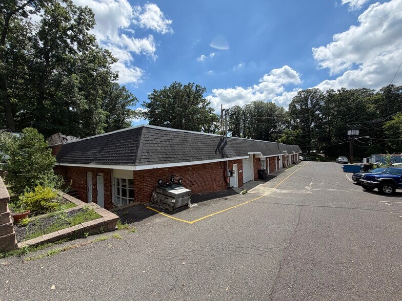 521 Irish Hill Rd, Runnemede, NJ à vendre - Photo de l’immeuble – Image 2 sur 17