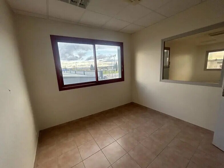 Bureau dans Cavaillon à louer - Photo intérieure – Image 2 sur 6