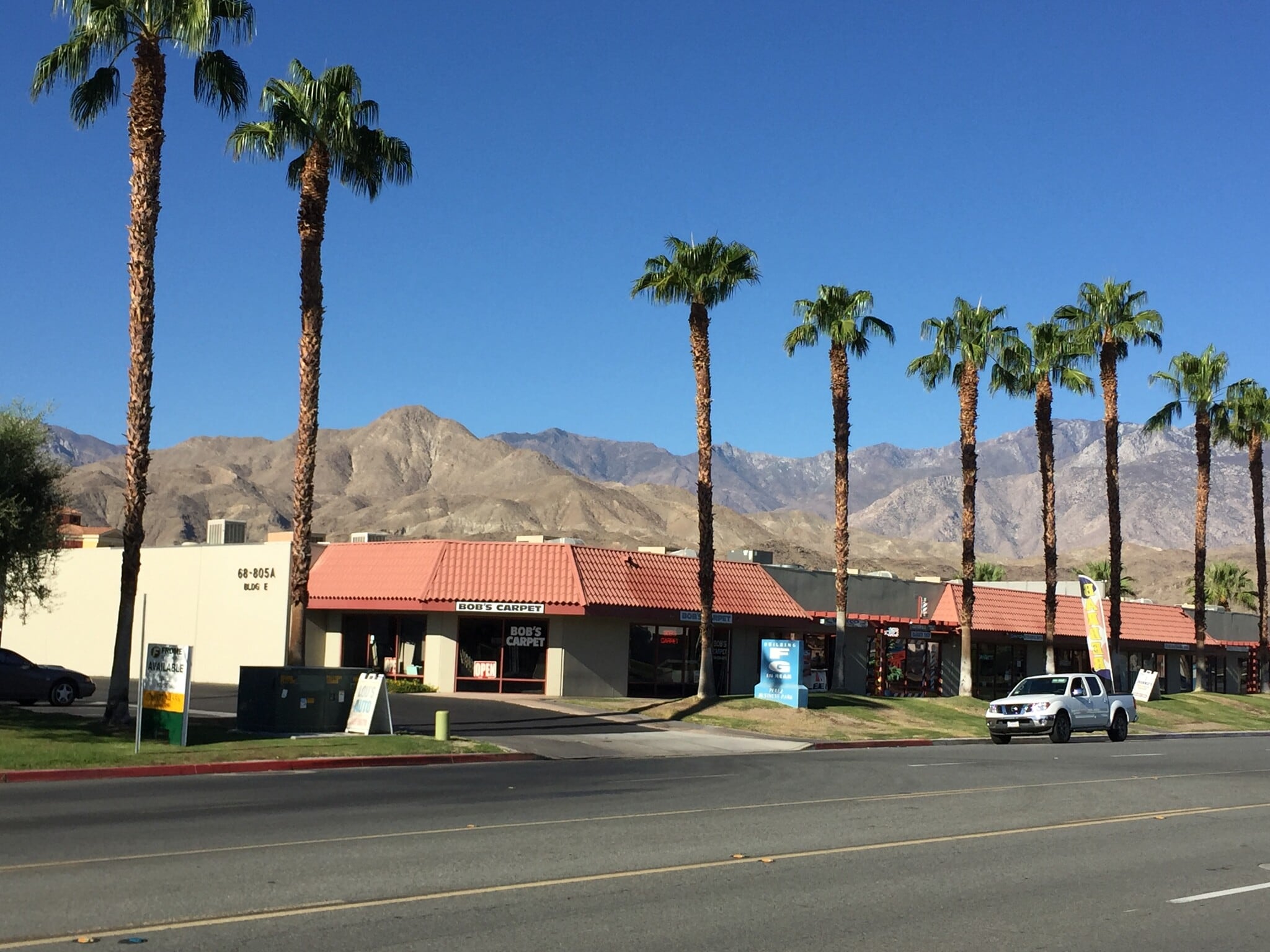 68733 Perez Rd, Cathedral City, CA à louer Photo intérieure– Image 1 sur 7