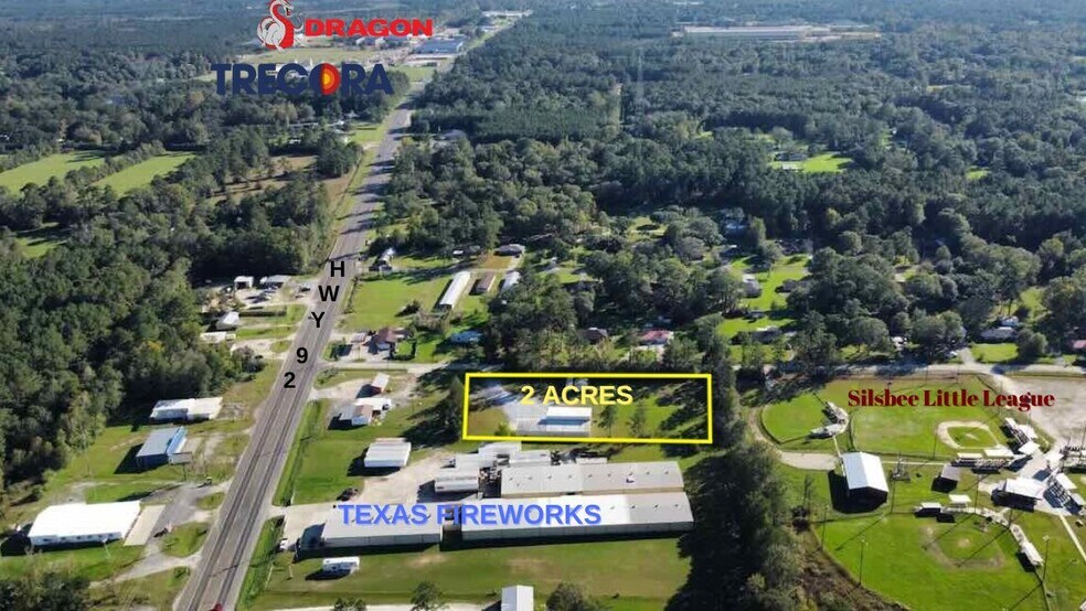 8351 Bryant Dr, Silsbee, TX à vendre - Photo principale – Image 1 sur 40