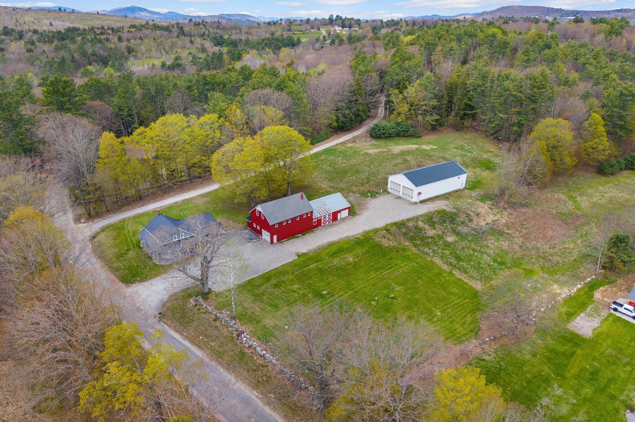 61 Hathaway Hill Rd, Livermore, ME à vendre Photo de l’immeuble– Image 1 sur 10
